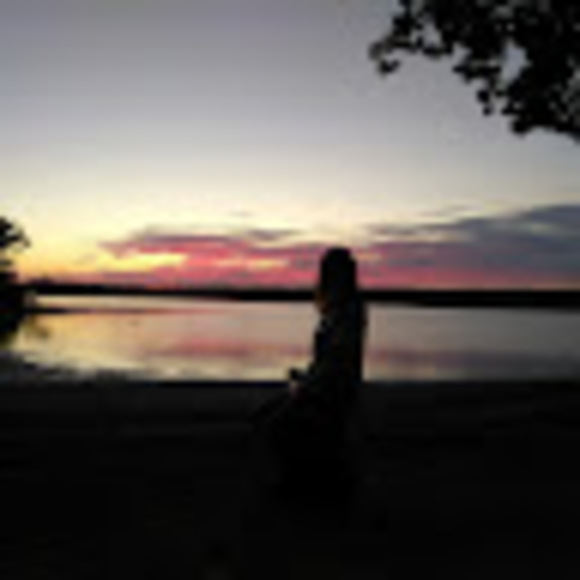 Meet your Posher, Lanna - Picture 1 of 1